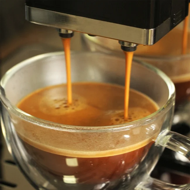 A legjobb eladási eszpresszó kávéfőző gép teljesen automatikus5