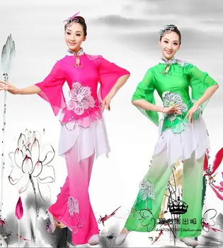 Az új esernyőt tánc rajongói tánc, jelmez előadás ruházat, ruházat, elegáns, karcsú női Kínai szél klasszikus ruházat