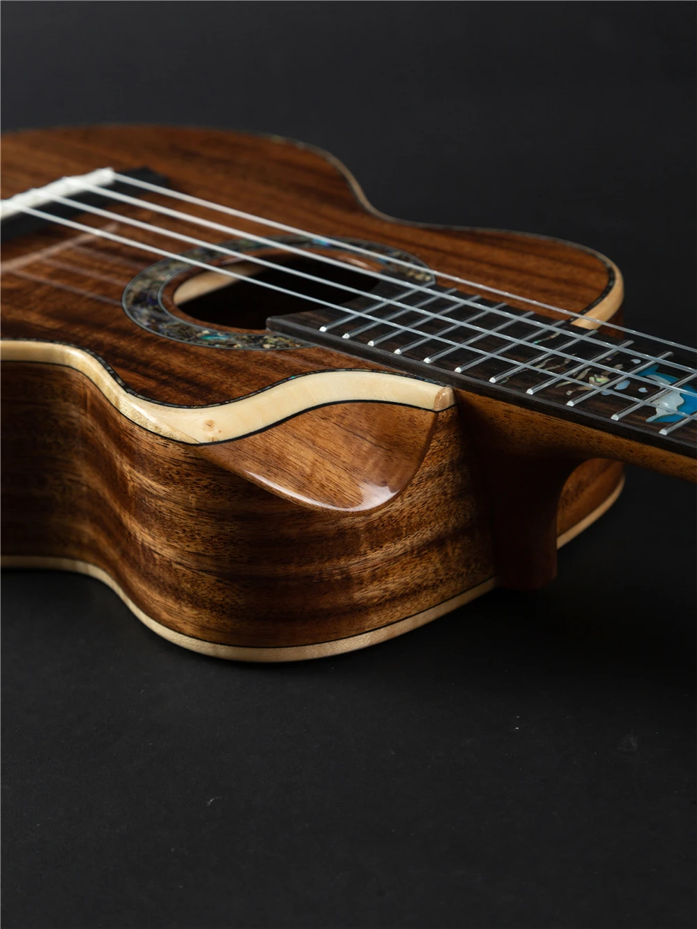 TT-03 , tenor TIKI márka ukulele, szilárd koa fa ukulele5