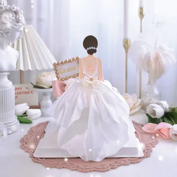 Új Lady Esküvői Ruha Cupcake Topper Vissza Selyem Géz Szoknya Torta Topper Lány Születésnapi Torta Dekoráció Esküvői Party Kellékek