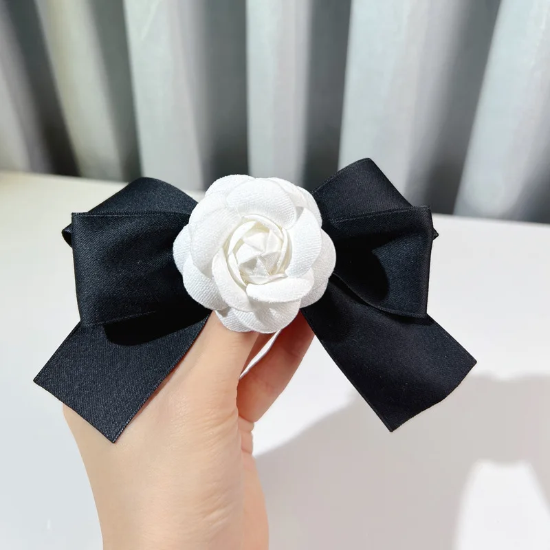 Koreai Retro Camellia csokornyakkendő Bross Szalag Női Ruhák Egyetemi divat Póló Tartozékok Gallér Virágok Csapok Ajándék Nőknek0